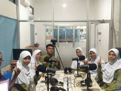 Komunitas Bank Sampah MAN Ende Berbagi di Obrolan Komunitas RRI