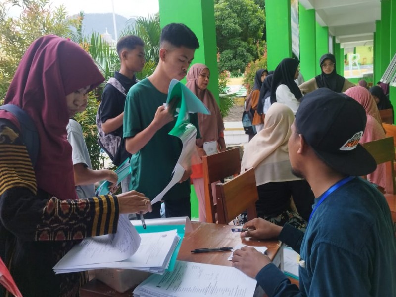 MAN Ende Buka PPDBM Secara Offline