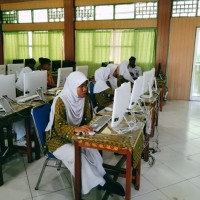 Siswi MAN Ende Ikut Simulasi OBA Ke-8 Tingkat Propinsi NTT