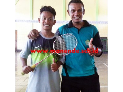 Atlet Putra Juara 3 Badminton