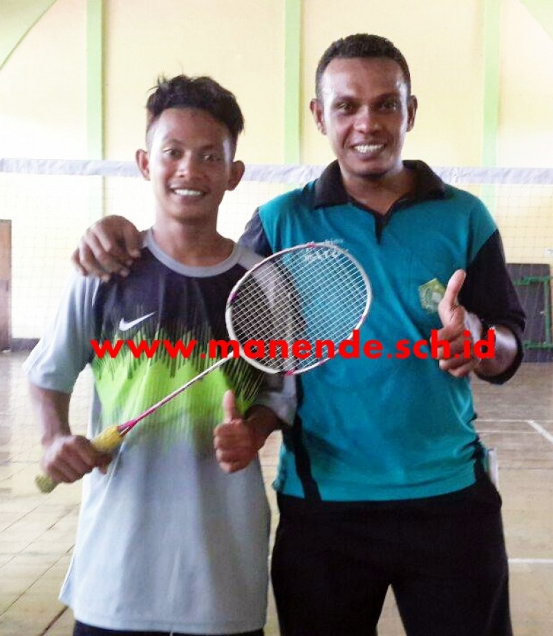 Atlet Putra Juara 3 Badminton