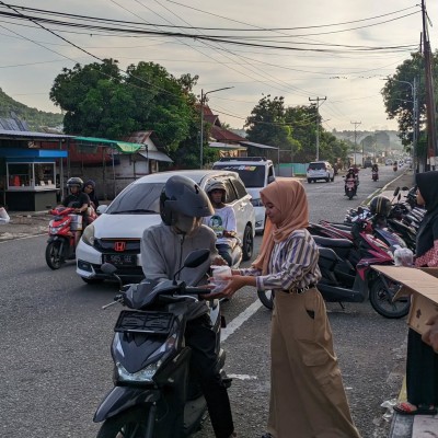 2 RAMADAHN BERBAGI