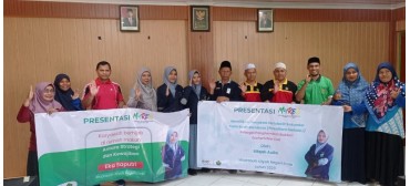 Dua Siswi MAN Ende Presentasi Myres Nasional 