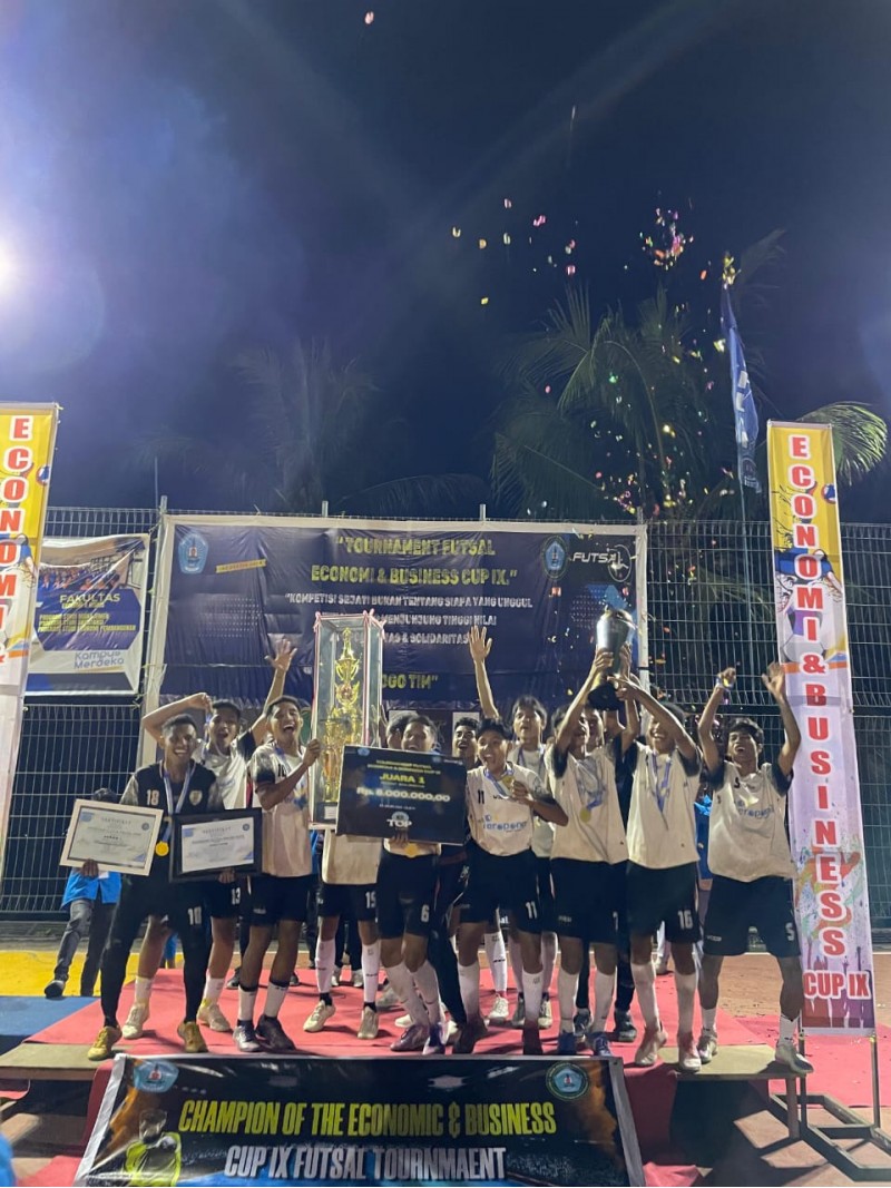 Tim Futsal MAN Ende B Sukses Raih Double Champions
