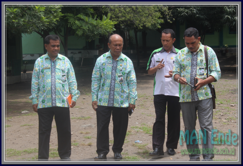 Kunjungan Pertama Kepala Kemenag ke MAN Ende