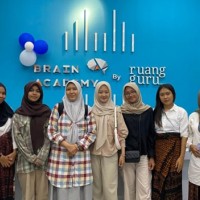 Perwakilan MAN Ende Ikuti Launching dan Grand Opening Ruang Guru Cabang Ende