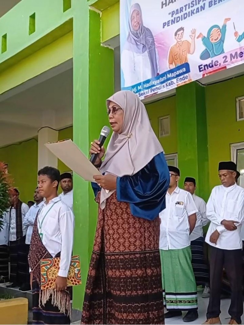 Peringatan Hardiknas di MAN Ende: Kasi Pendis, Hj. Ani Mapawa: Semua kita harus disiplin!