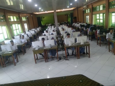 MAN Ende Laksanakan SAT T.P 2024/2025 Berbasis Komputer