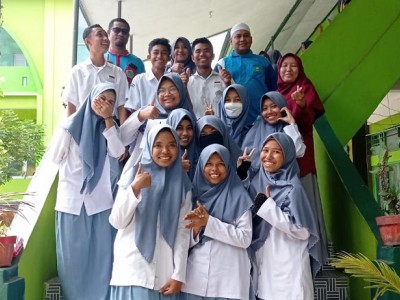 12 Siswa Ikuti Kompetisi Sains Madrasah
