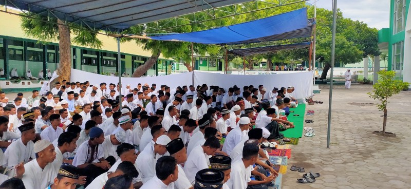 Ikhtiar Siswa MAN Ende Jelang UN 