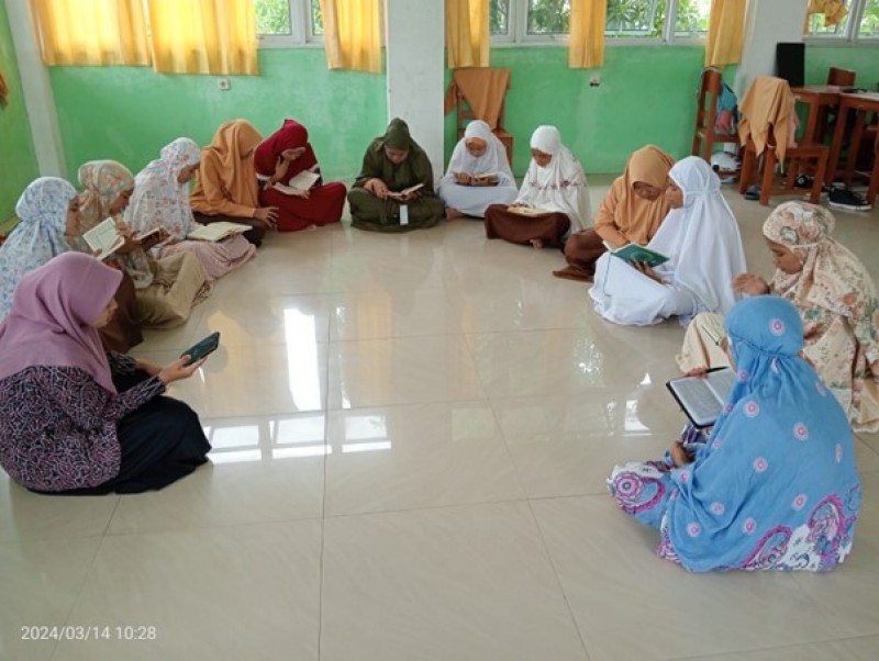 MAN Ende Laksanakan Halaqah Pembelajaran Di Bulan Ramadhan 1445 H