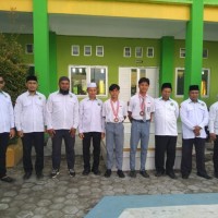 Dua  Atlet Renang  MAN Ende Sabet Medali Perunggu