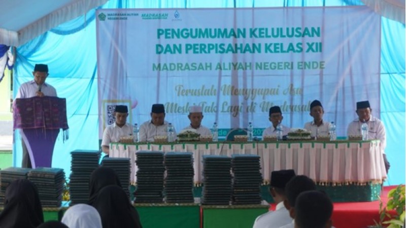 Kepala MAN Ende Resmi Melepas 388 Orang Peserta Didik Kelas XII T.A 2023/2024