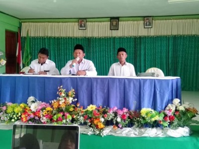 MAN Ende Adakan Rapat Evaluasi Akhir Bulanan